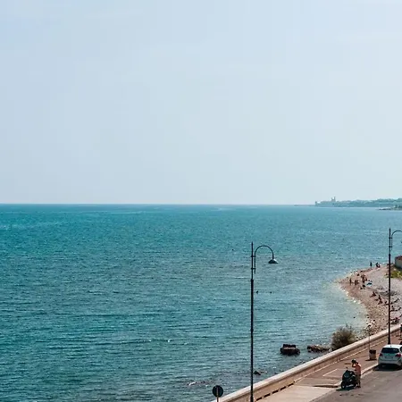 L'affaccio Al Mare - Cozy By The Sea Apartment *